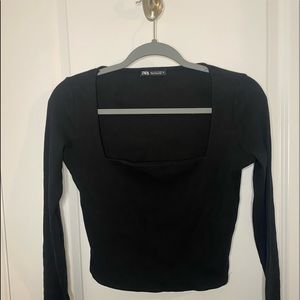 Black Squared Neckline Long Sleeve Top
